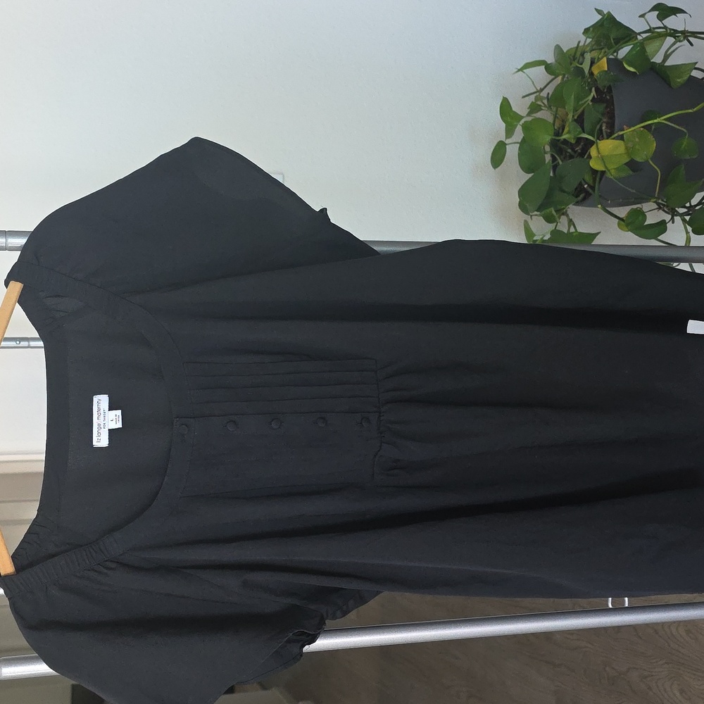 Liz Lange Gray Maternity Top